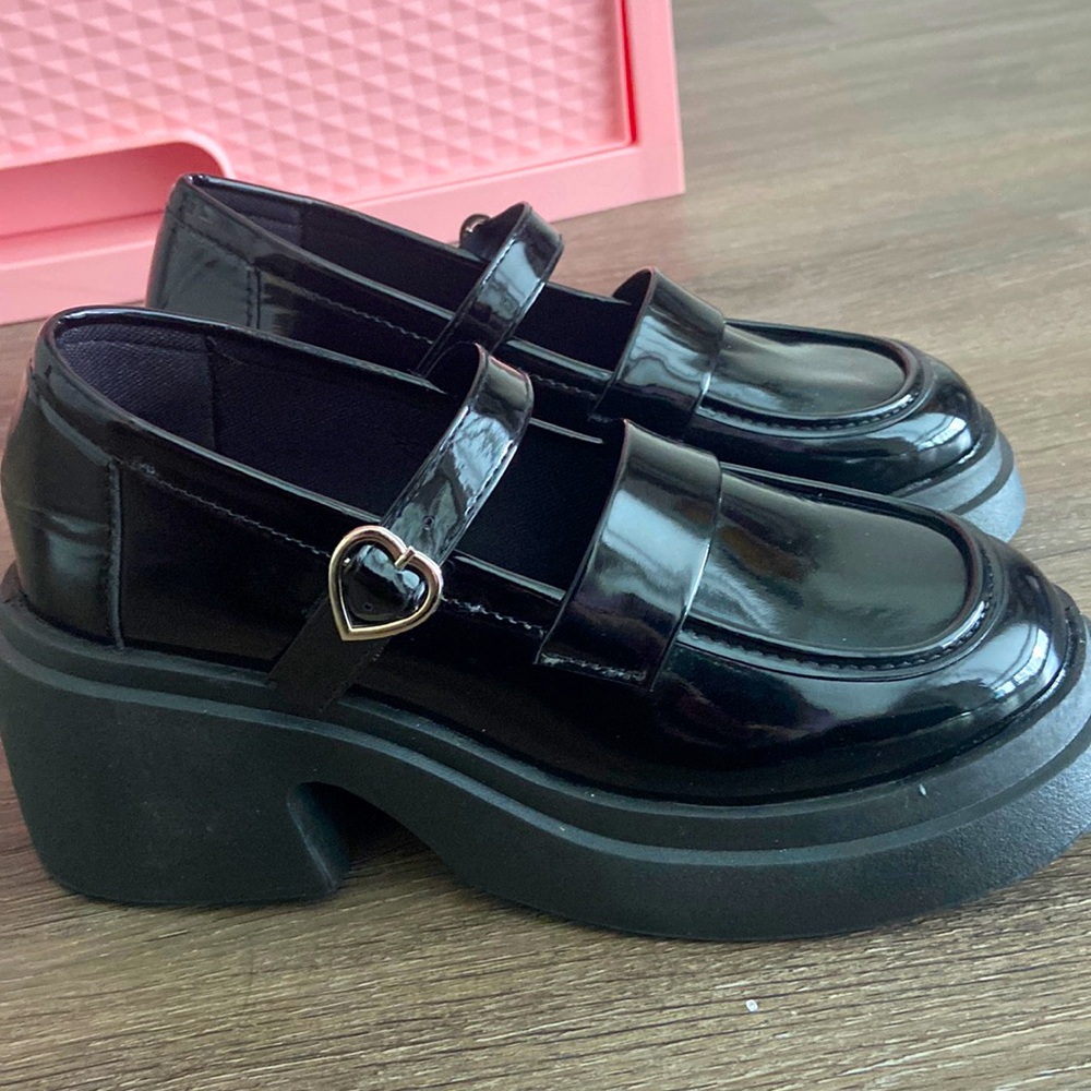 Platform Mary Jane
